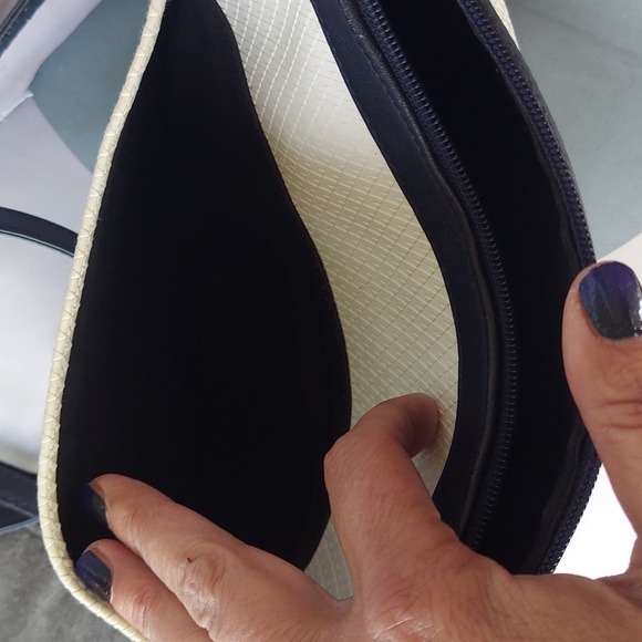 LIZ🔺️CLAIBORNE Vintage 1983 Shoulder Bag & Matching🔺️Wallet & KeyFob Set - Picture 16 of 16